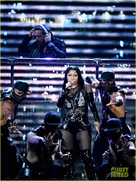 Nicki Minaj S Billboard Music Awards 2017 Opening Performance Video