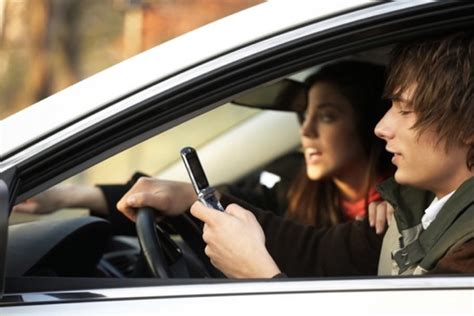 car accidents caused by distracted driving texting and driving