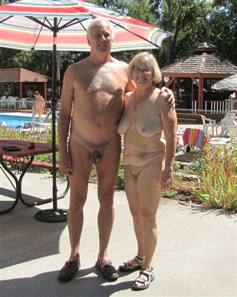 059 in gallery senior naked couple outdoor picture 9 uploaded by veendammer on