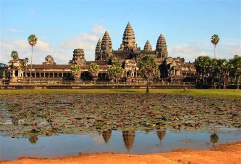 archaeologists   lost medieval megacity  angkor ars technica