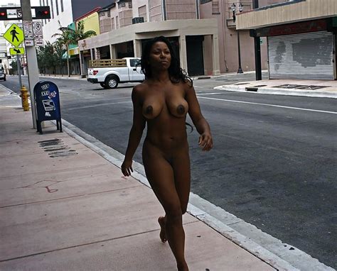 Public Nudity Pt 3 Shesfreaky
