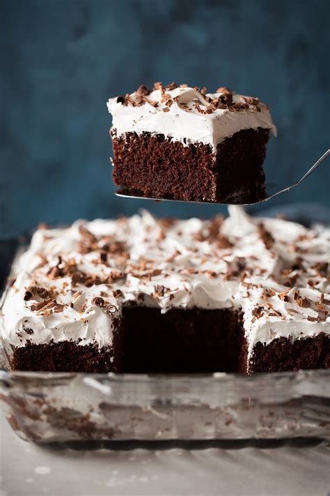 chocolate cake marshmallow frosting