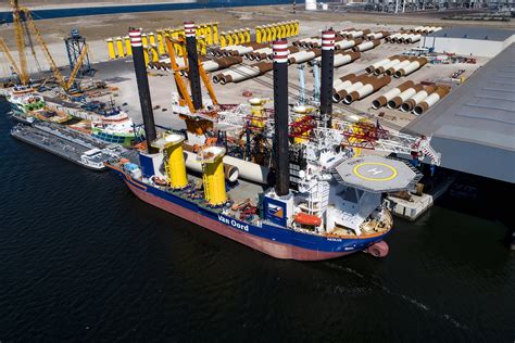 van oord  install saint brieuc wind farm foundations