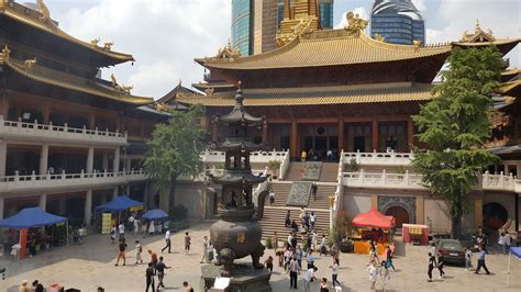 jing  temple    spot   city center  shanghai hush