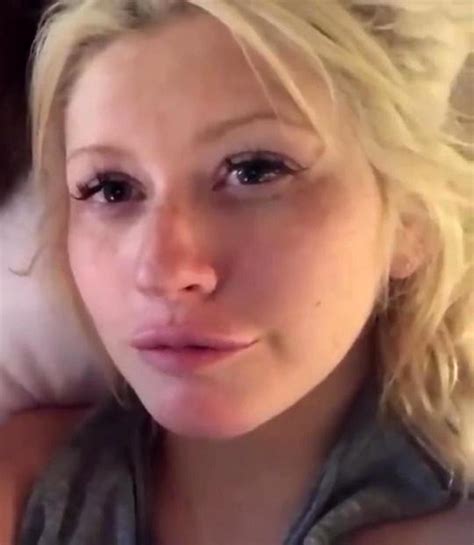 Christina Aguilera Nude Leaked Private Photos — Pregnant Singer Without
