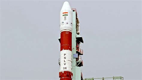 isros pslv  carrying  weather earth imaging satellite lifts