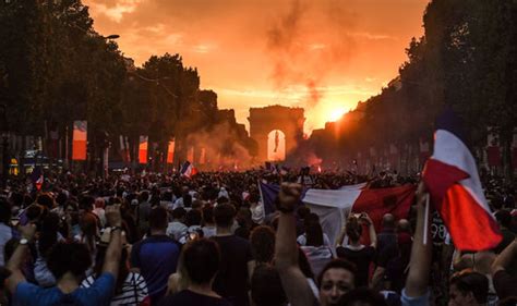 France World Cup Violence Erupts 2 Dead As Riots Break