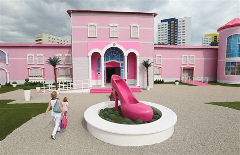 real life barbie dream house floor plan viewfloorco