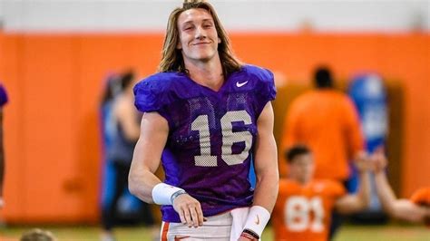 trevor lawrence hopes  follow   footsteps   years leaders