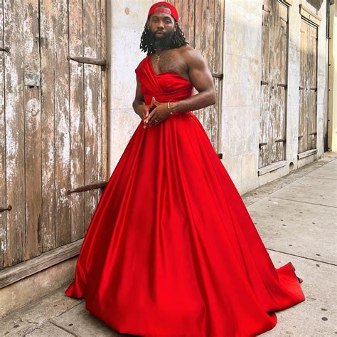 ѕυммєя Gαωкєя 💦 25k ᶜᵒˡˡᵃᵇˢ On Twitter Rt Vince Aries Red Dress