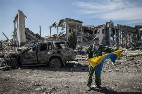ukraine ceasefire  risk  fighting flares  rebel strongholds