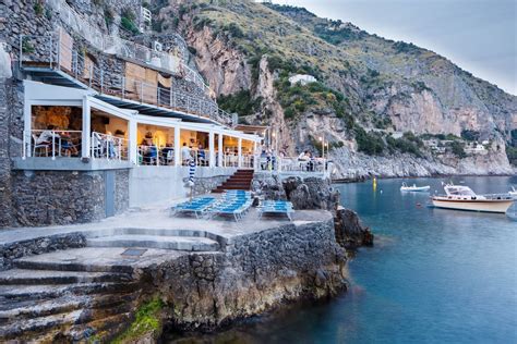 restaurants amalfi coast food guide  sorrentovibes