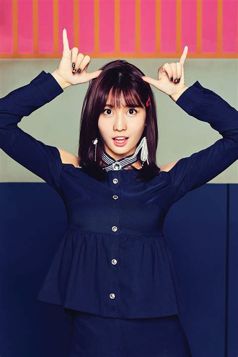 Pin By Yep Kpop ♡´･ᴗ･`♡ On Jyp Entertainment Momo Hirai Momo Twice