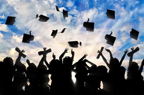 graduation season how to attract new grads for your entry level