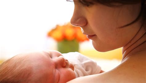 10 reasons i hated breastfeeding