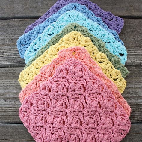 lily sugarn cream flowers dishcloth rose pink yarnspirations