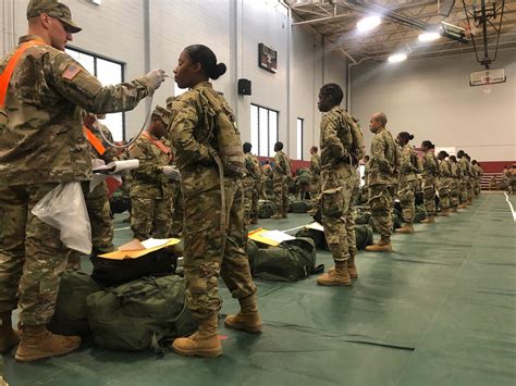 army delays  recruits basic training due  coronavirus wsiu