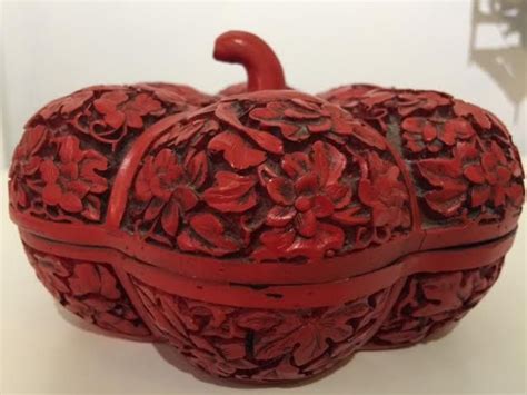 Vintage Chinese Carved Cinnabar And Lacquer Pumpkin Box