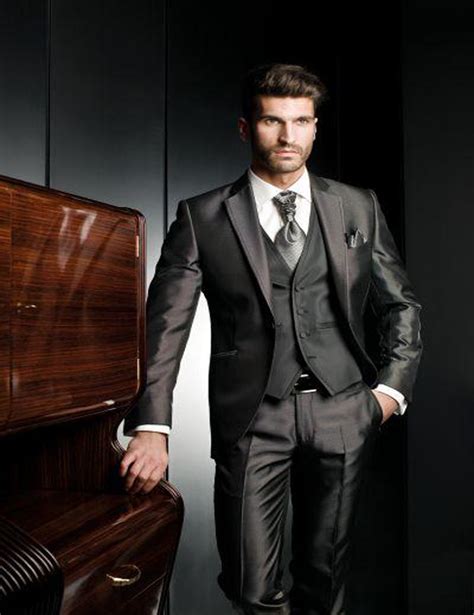Custom Make 2019 Hot Sale Perfect Groom Tuxedos Best Man Suit Wedding