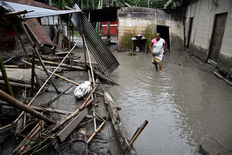 Floods And Landslides Kill More Than 100 People In Nepal India And
