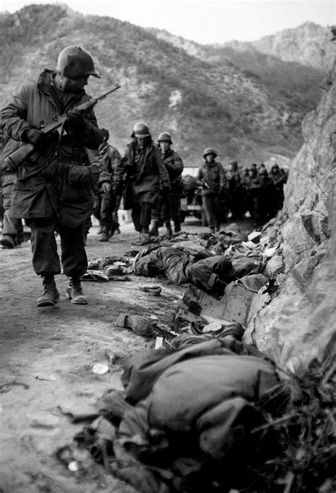 Chosin Reservoir Korea 1950 Korean War Military Heroes United