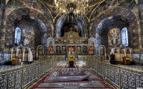 inside an orthodox cathedral hd wallpaper background