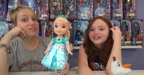 mom and daughter host viral toy review series on youtube