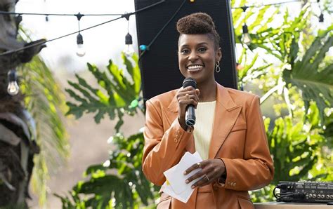 tv review insecure season 4 feels intimate like no other sitcom now