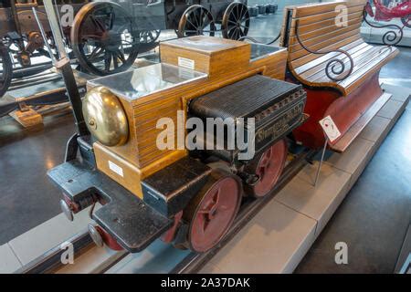 la premiere locomotive electrique  photo stock alamy