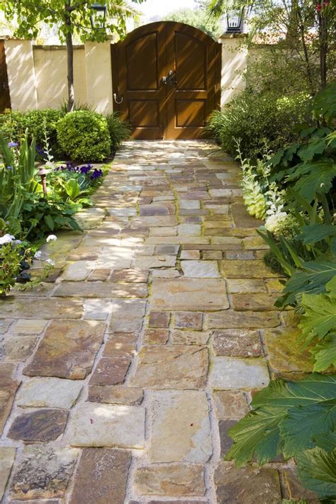 stone walkway ideas   beautify  yard