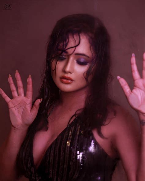 Rashami Desai Oozes Oomph In Sensuous Photoshoot See Her Glamorous And