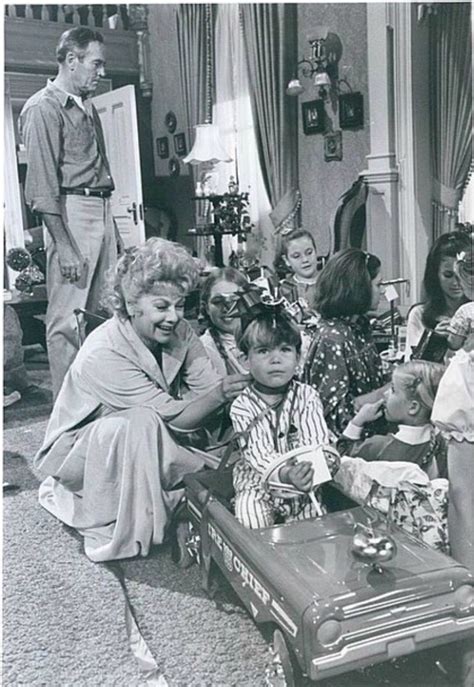 henry fonda and lucille ball yours mine and ours 1968 i love lucy