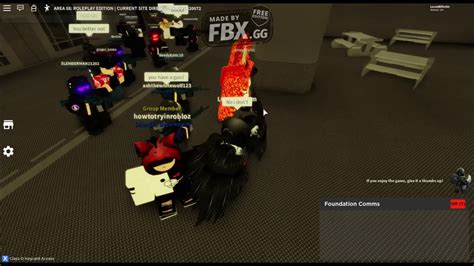 I Play A Scp Game On Roblox Youtube