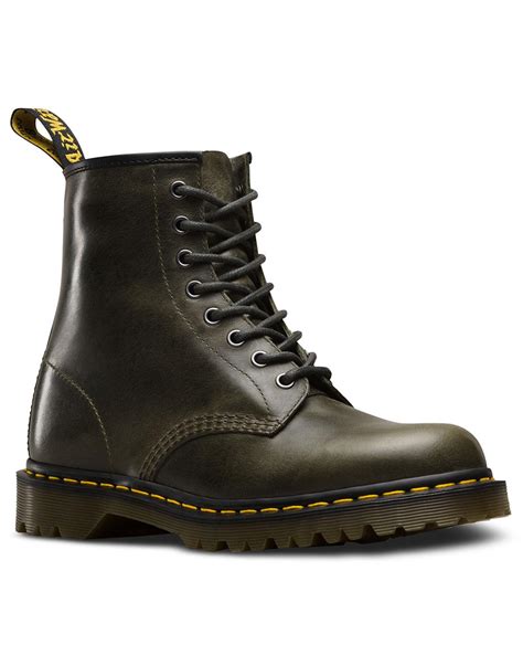 dr martens  orleans retro leather boots dark taupe