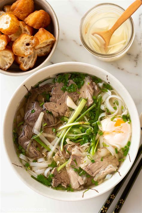 Authentic Vietnamese Beef Pho Noodle Soup Phở Bò Never Thought