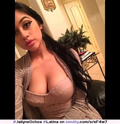 jailyneochoa latina amateur teen cleavage bestselfies yogapants tights leggings selfie