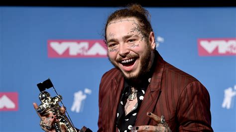 Post Malone Plane Lands Safely He Thanks Twitter For Prayers