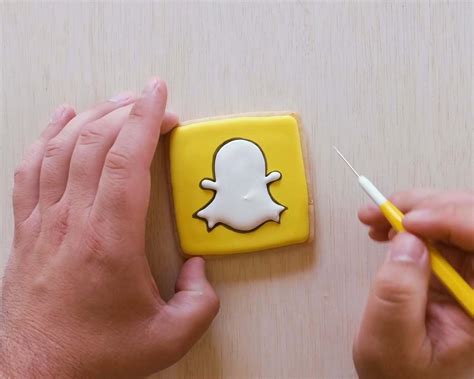 innovative brands engage users  snapchat marketing