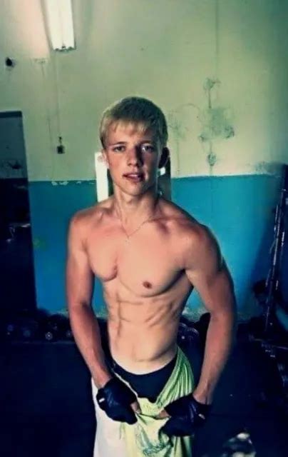 Shirtless Male Young Athletic Jock Beefcake Blond In Gym Hunk Guy Photo