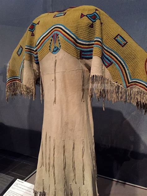 Pin By Deriviere On Les Indiens Du Monde Native American Dress