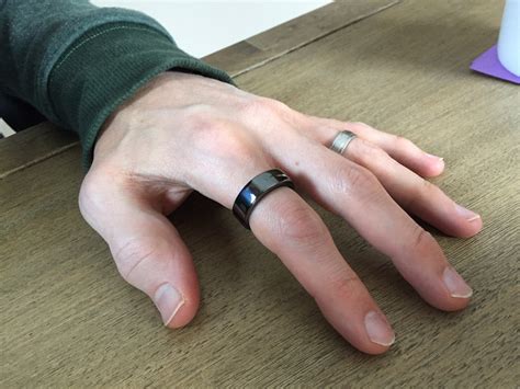 ouras fitness ring  making waves   wearables industry