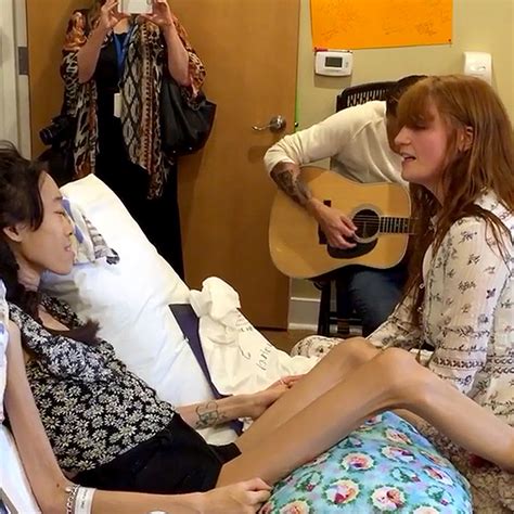 florence welch sings for hospice teen in austin texas