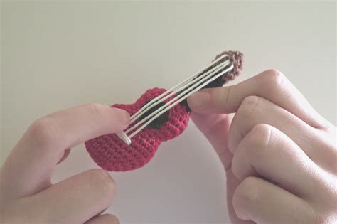 astridthings guitar crochet pattern