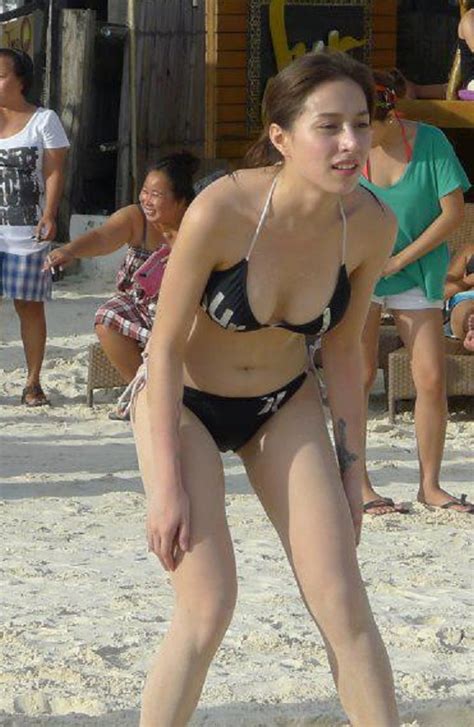 kanomatakeisuke cristine reyes hot beach bikini photos