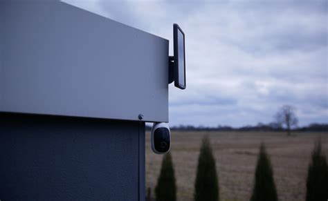 Solar Powered Security Cameras Top 8 Things You Need To Know Reolink