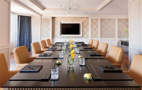 host   atlanta business meeting  luxury  whitley