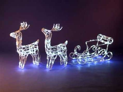 renne en duo  traineau lumineux blanc  leds decoration de noel youtube