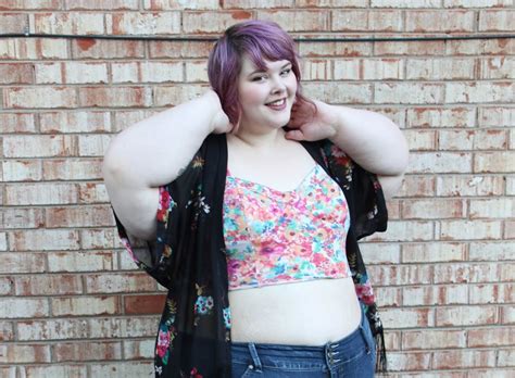 56 Photos Of Plus Size Individuals With Small Boobs Because Fat
