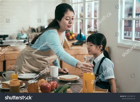 Japanese Mom Pictures