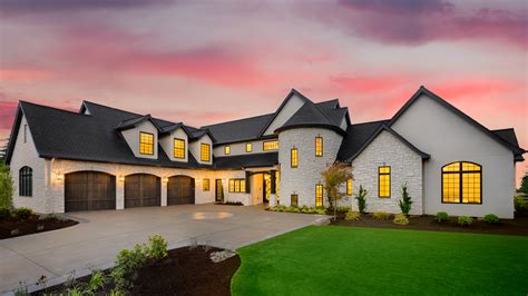 housing market    buyers  sight    time    offer   luxury home